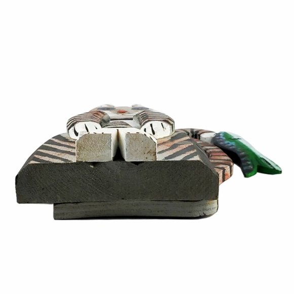 Folk Art Wooden Cat w/Fish Primitive Hand Painted Black & Gray Stripe 3D Vintage - Picture 5 of 6